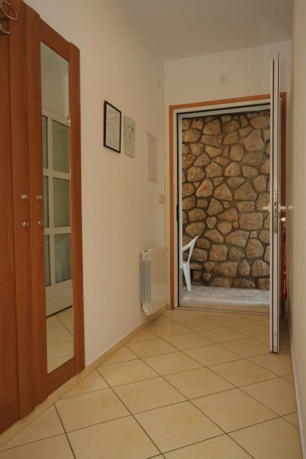 Apartments With A Parking Space Moscenicka Draga, Opatija - 7766 Exteriör bild
