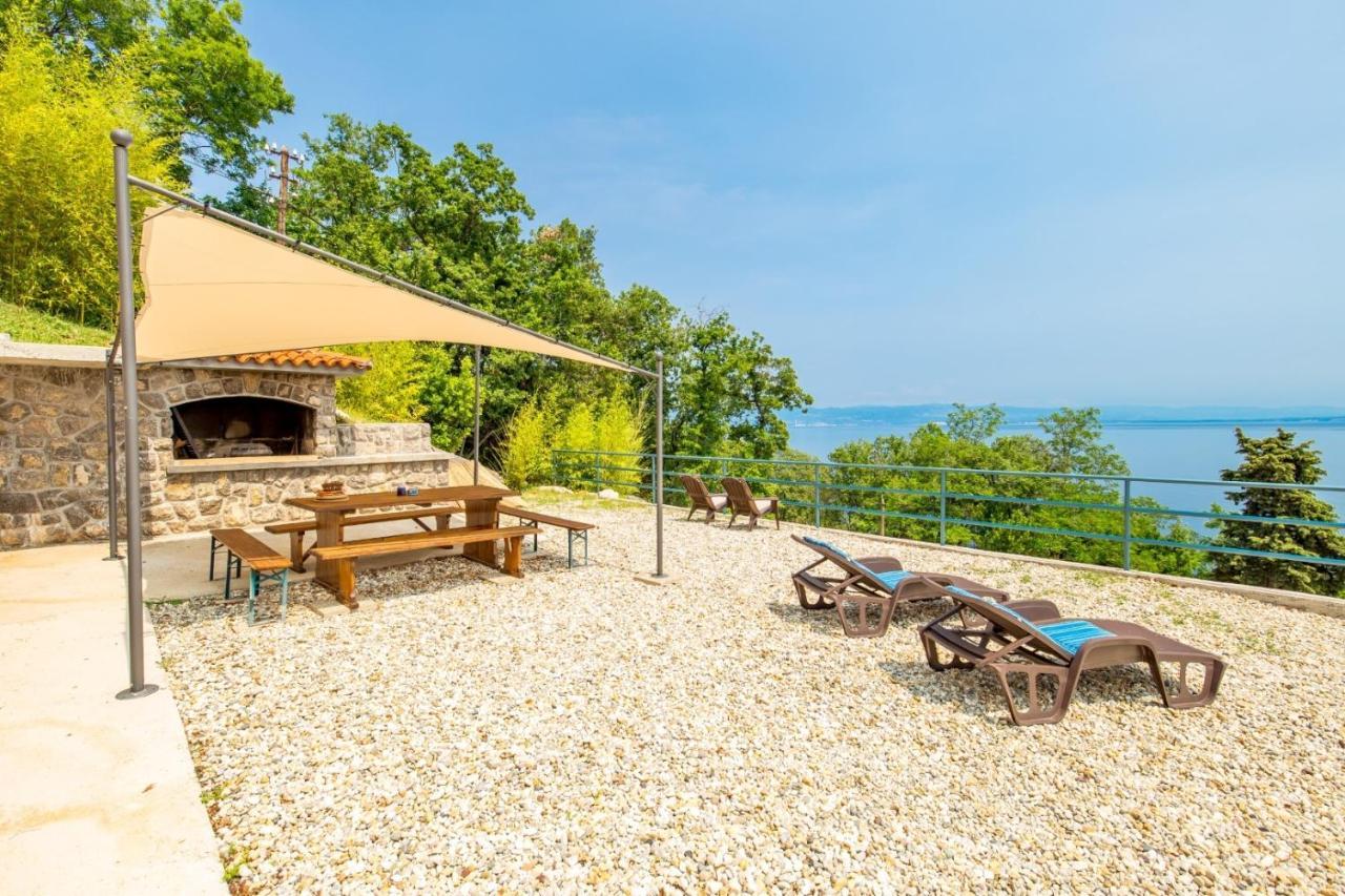 Apartments With A Parking Space Moscenicka Draga, Opatija - 7766 Exteriör bild